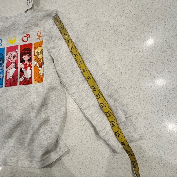 Kids Grey Sailor Moon Long Sleeve Shirt size XS NWT - Picture 5 of 5